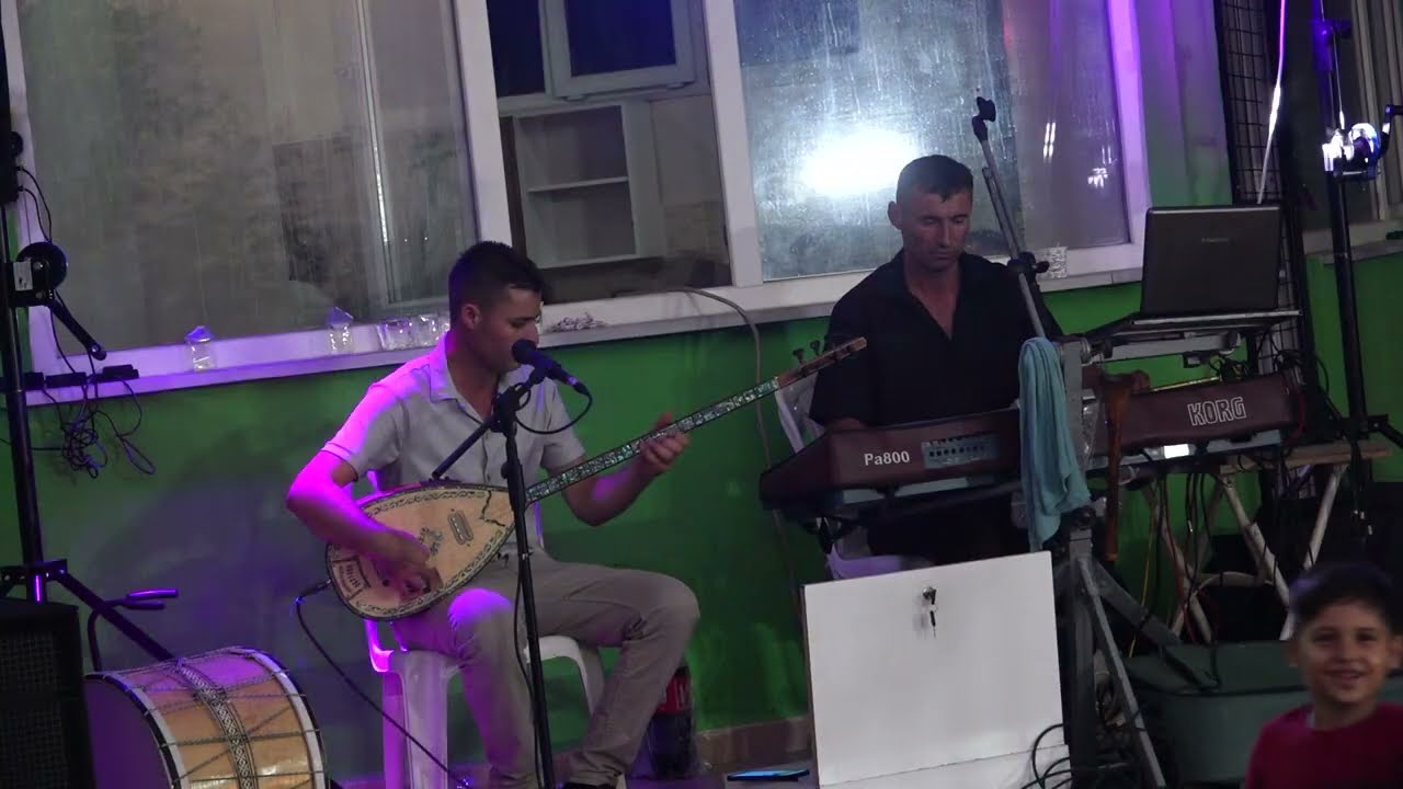 MEHMET YUM HURİMİSİN MELEKMİSİN PERİ Mİ