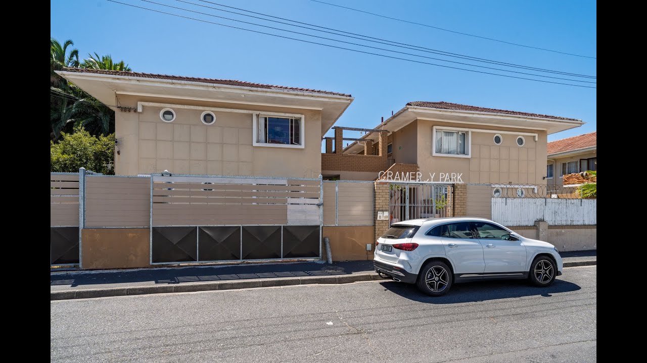 2 Bedroom Apartment / Flat For Sale in Kenilworth, Cape Town