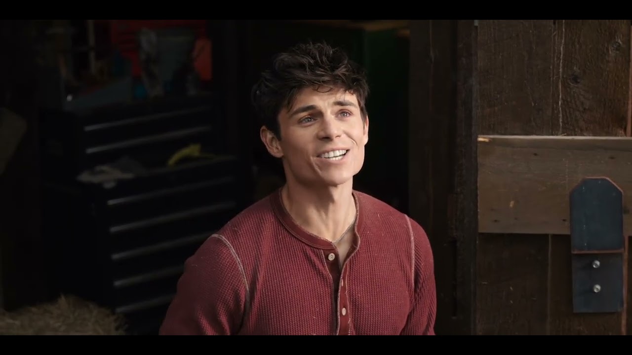 Alex Walter Season 2 Scenepack | My life with the Walter Boys 