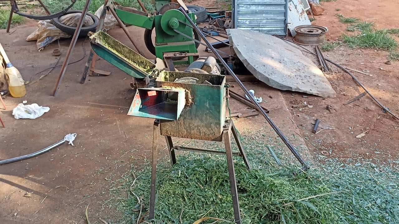 Veja a forrageira que eu fiz o embuchamento e consertei o rotor como ficou boa