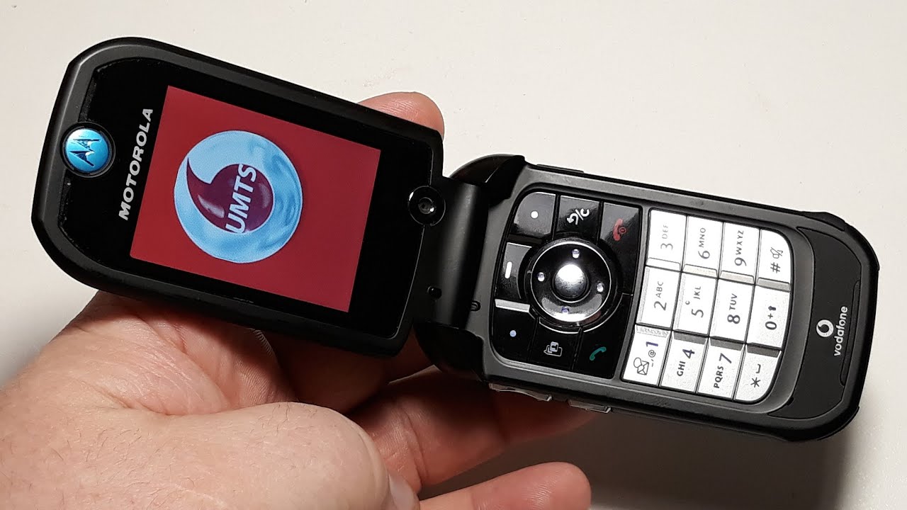 Motorola V1050 VFD2 VodaFone капсула времени из Германии. Оригинал Made in Singapore