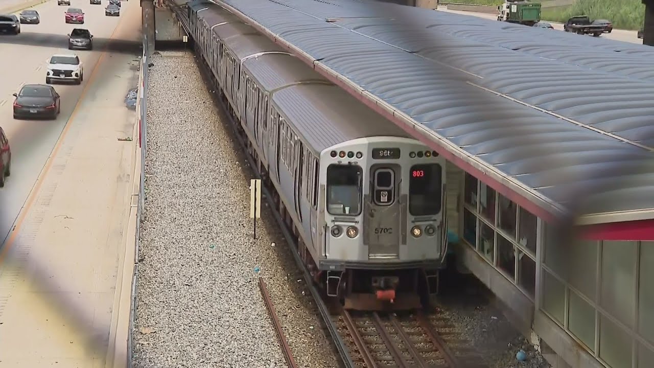 Red Line rider stabs, kills armed teen during apparent robbery attempt on Red Line
