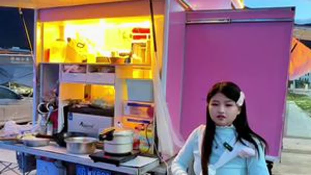 花6万自改房车🚗的，小姐姐，#户外生活 #自驾旅行 #户外 #自改房车