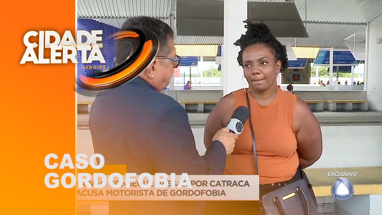 Mulher obesa não consegue passar por catraca de ônibus - Cidade Alerta