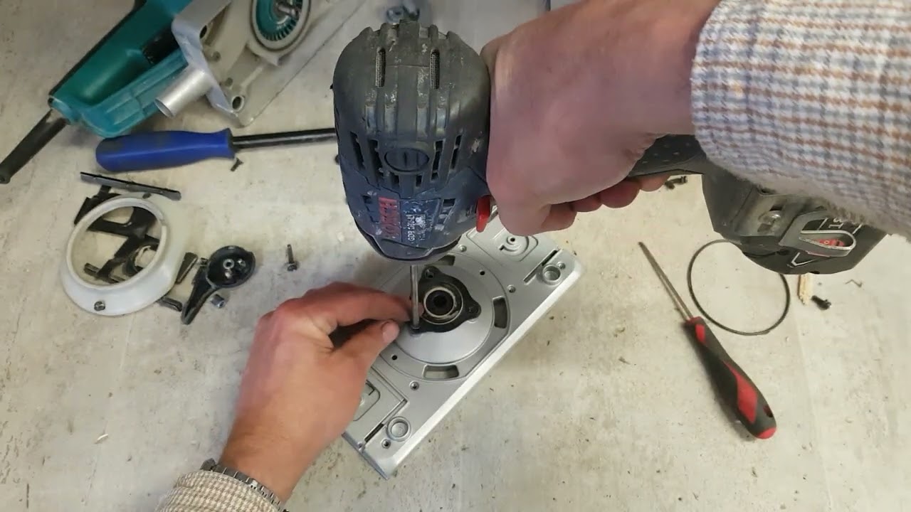 How to fix a Makita sander BO4900 paper clamps. Not holding the paper.