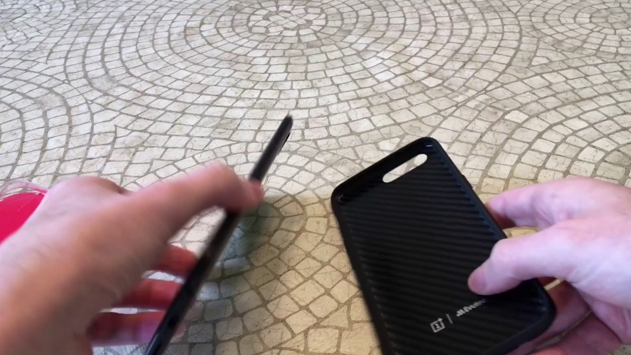 Official OnePlus 5 Karbon Bumper Case Unboxing and Review