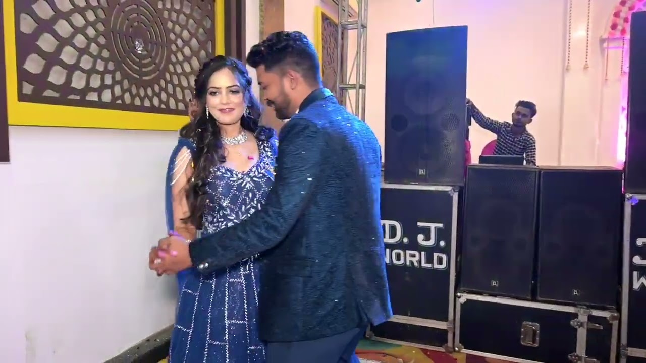 Engagement....... Dance with my lover..#Anuj jaiswal 🌹♥️♥️