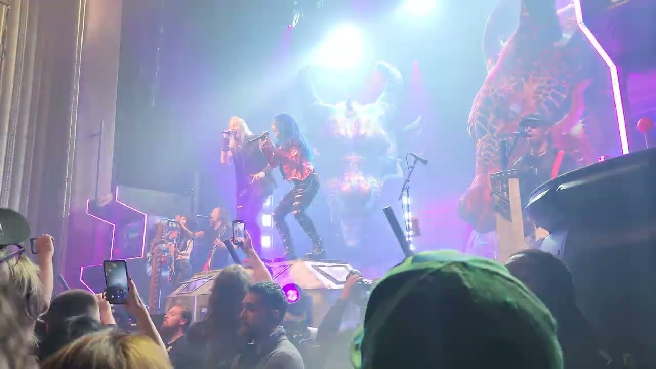 DragonForce - Wildest Dreams (Feat. Alissa White-Gluz) - MTelus Montreal 11/05/2023