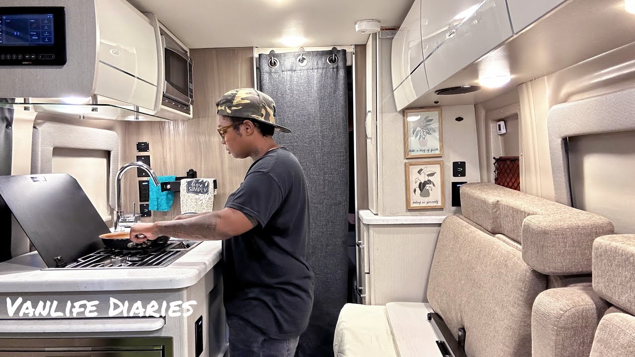 Living In My Van|| Preparing To Leave+ Meal Prepping|Ep.134