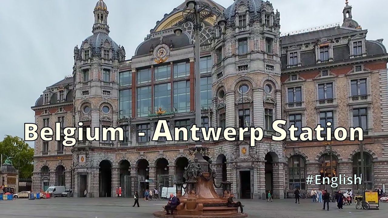 A Walk Through Antwerp Central Station + Coffee at Caf&eacute; Royal ☕