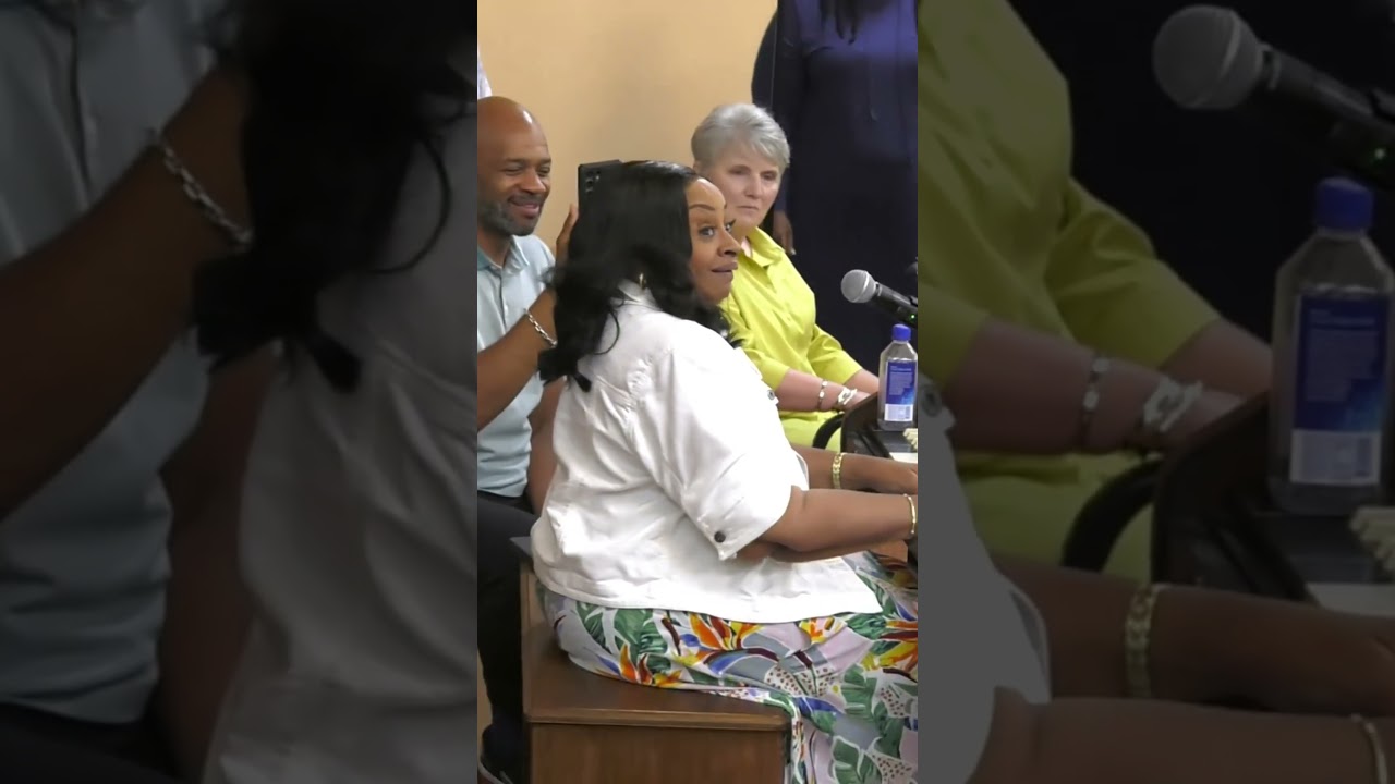 The Queen, Dr Twinkie Clark introducing a new choir song &ldquo;I Seek His Face&rdquo; #choir  #gospelmusic