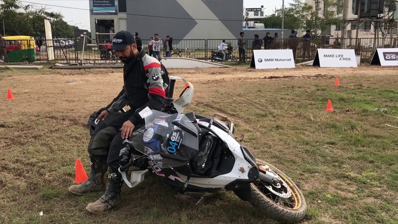 BMW GS 1250 : LIFT the bike after crash/Fall