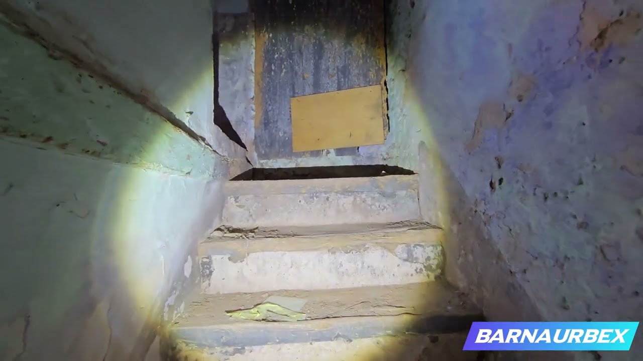 El Pueblo Abandonado Del Triple Crimen y El Fiat 600