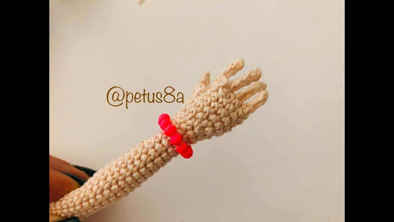 Manos para tus muñecas amigurumis by Petus