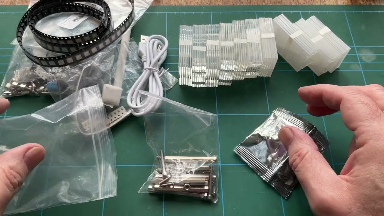 Banggood: Geekcreit&reg; Upgraded Glow Clock Kit- imitation nixie style RGB kit