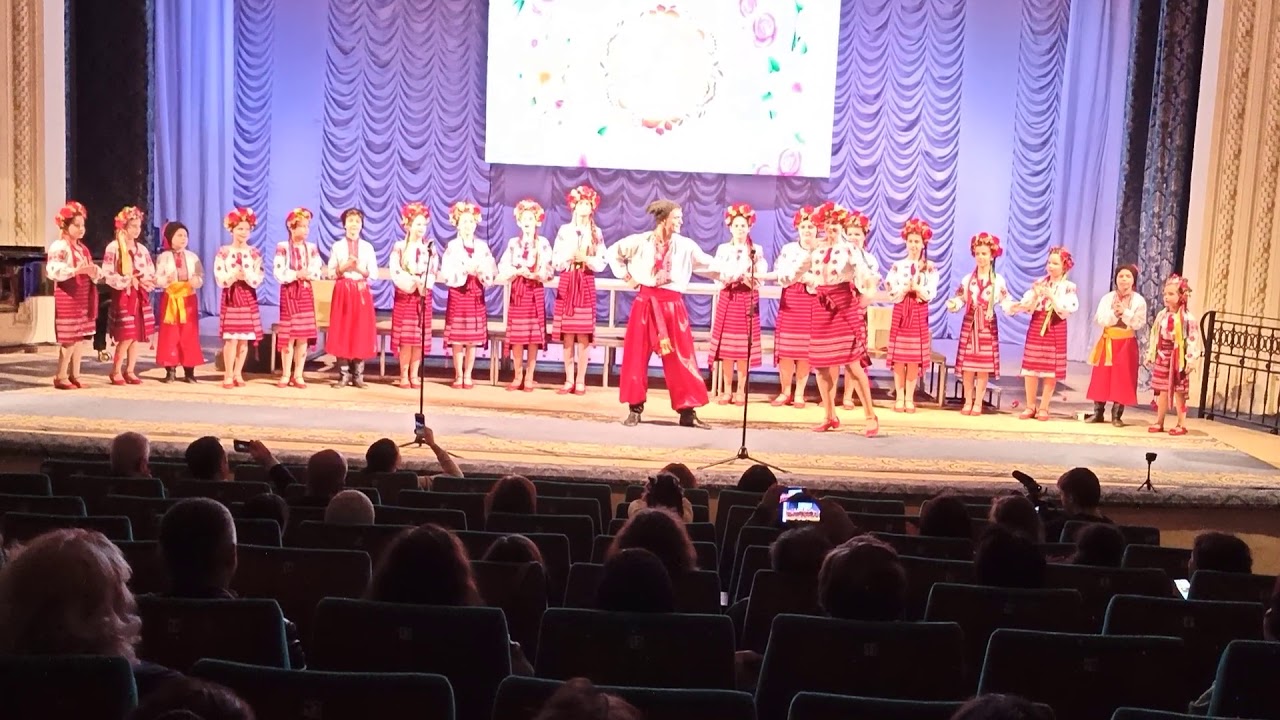 Віночок українських народних пісень(попуррі)