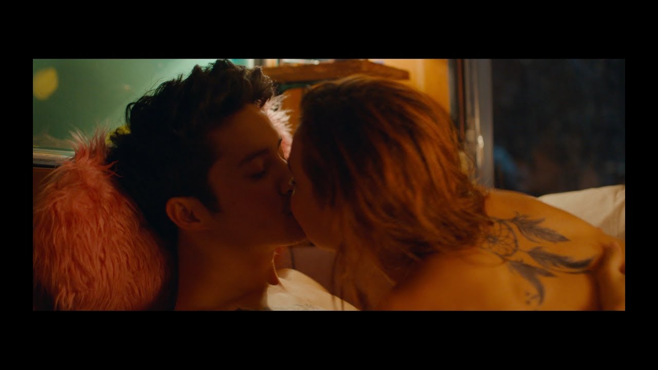 Ben Cristovao ft. M&aacute;ria Č&iacute;rov&aacute; - PADAM (Official Music Video)