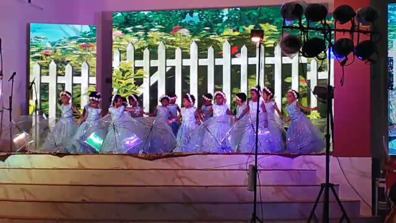 மழை dance