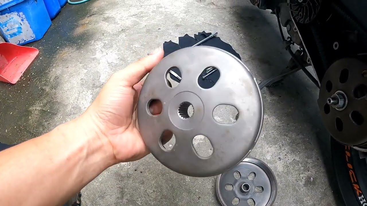 Wiggle issue nang bell sa honda click.  Anu nga ba dahilan? Palit ng Drive Shaft.