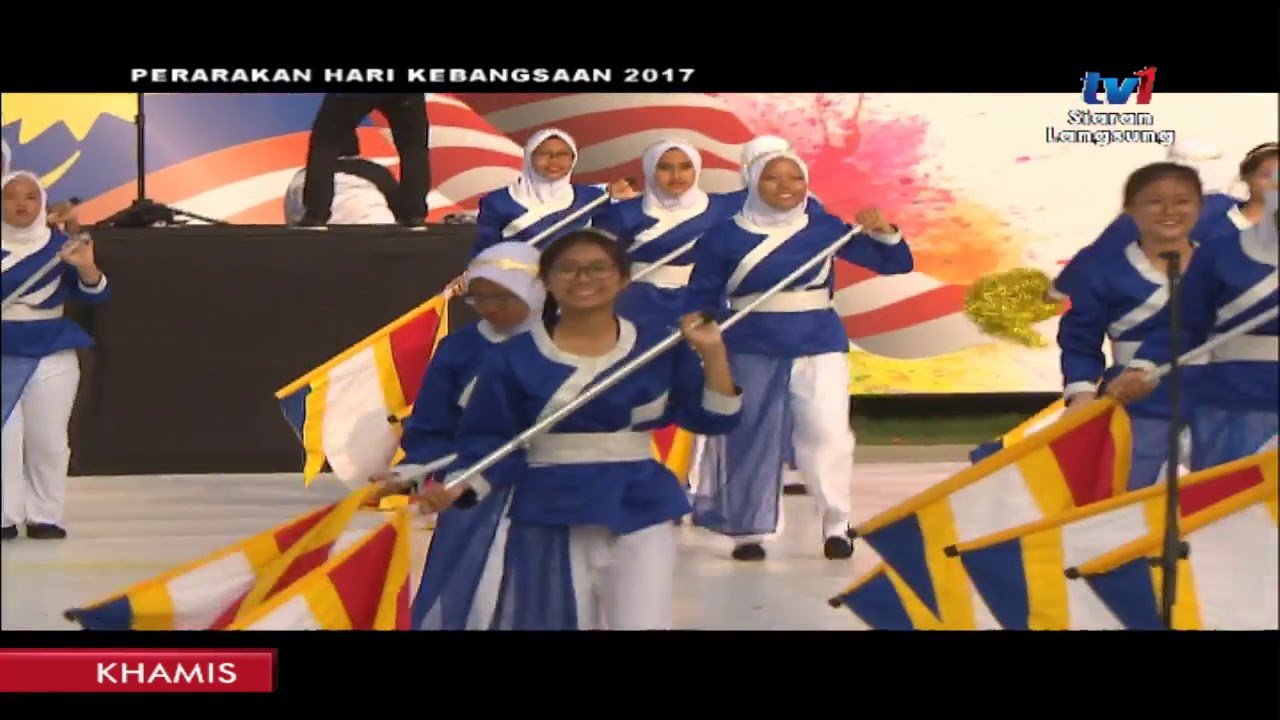 PERSEMBAHAN COLORGUARD PADA SAMBUTAN HARI KEMERDEKAAN KE - 60