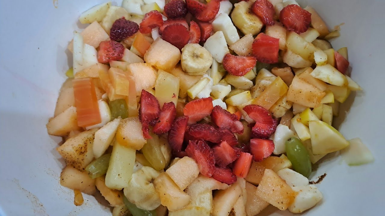 Fruit Chaat #Chana Chaat aur pakoray kieyummy recipe#