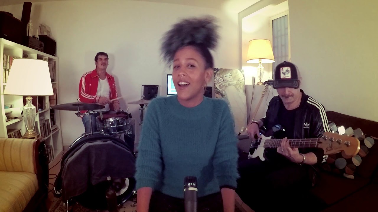 Crazy - Gnarls Barkley -Live at Home (ElectroFunk Version)