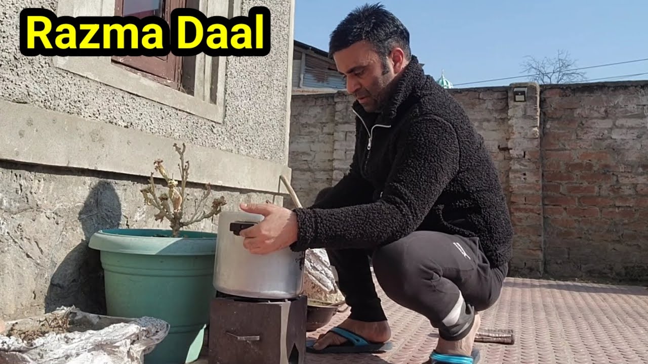 Traditional Style Razma Daal on Chulha Okchor 