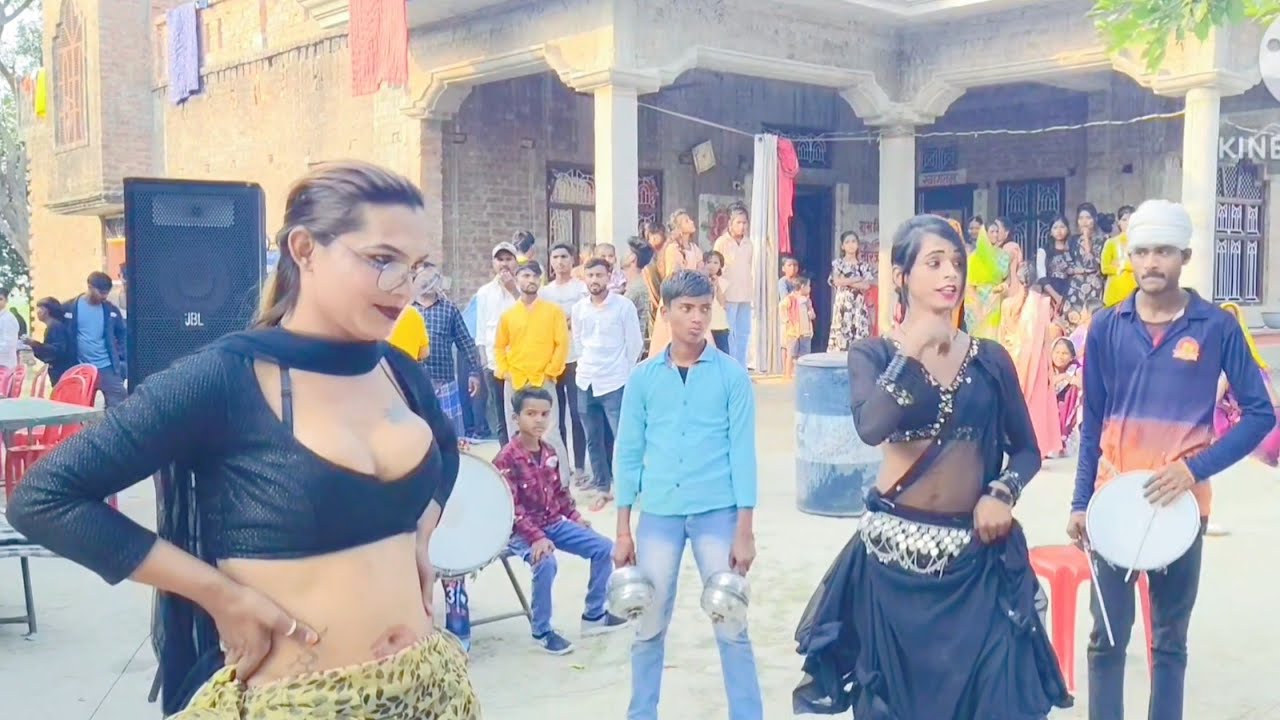 #Video सब कहेला की बहुते सुघर बाड़ू तू #ranjit_band party #8858189856 🌹🌹