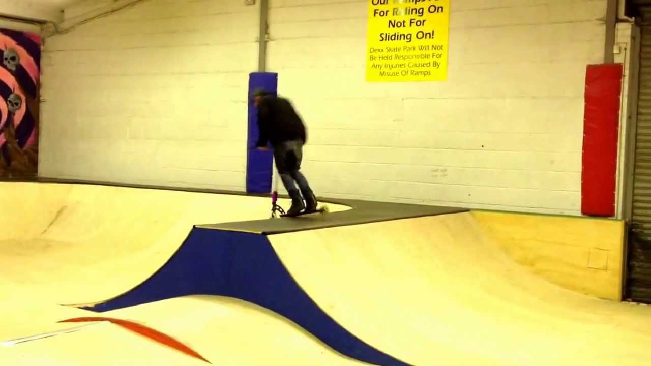 Awesome 6yr old Charley n JD at dexx skatepark