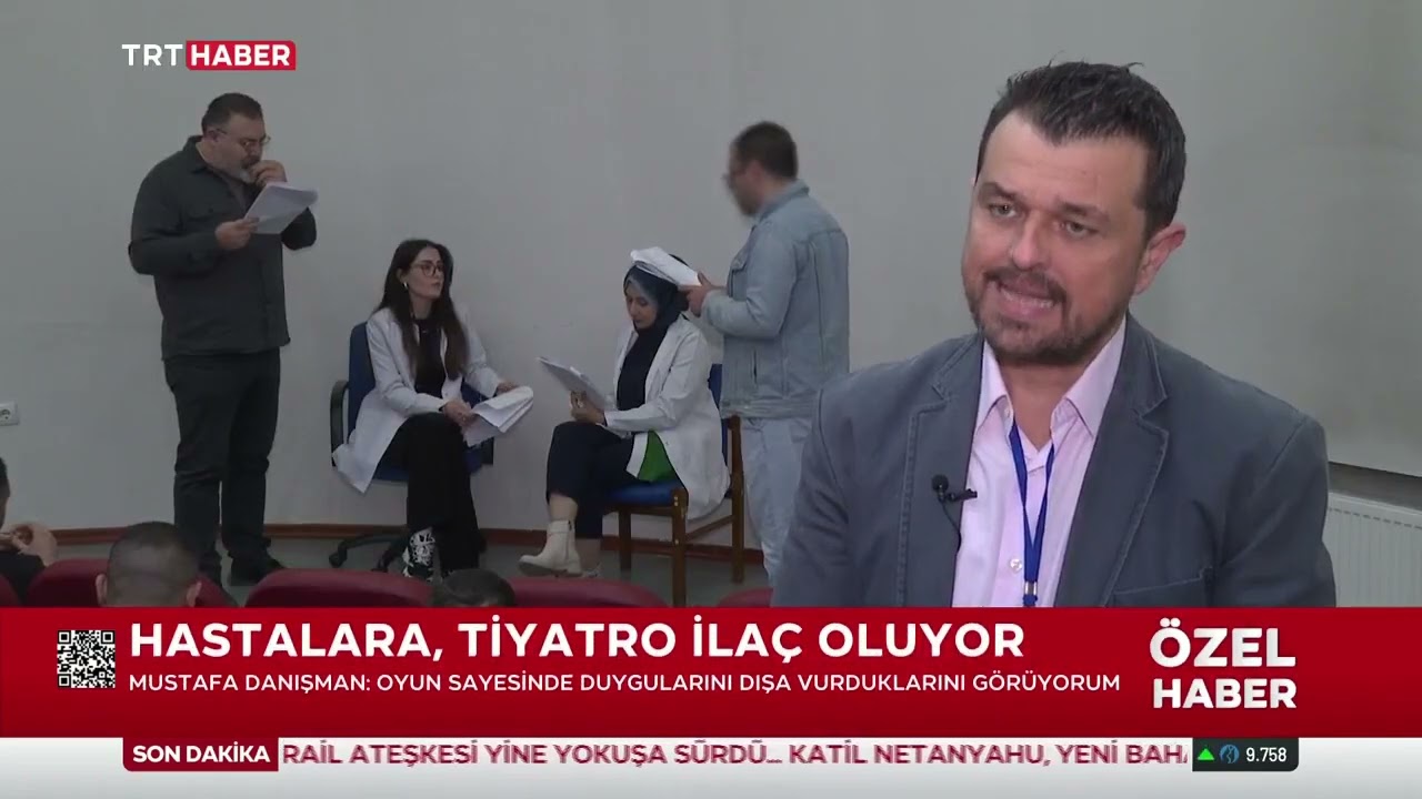 Hastalara, Tiyatro İlaç Oluyor
