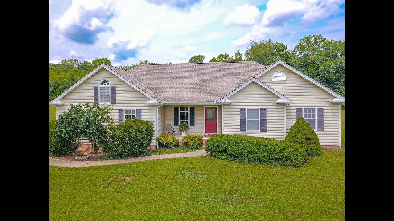 160 Vantrease Rd Cottontown TN 37048