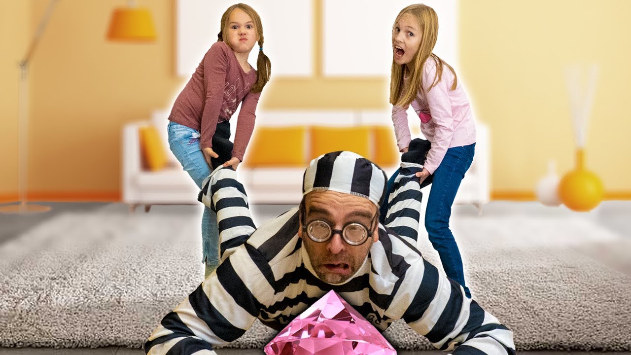 Amelia and Avelina find treasure in the attic adventure