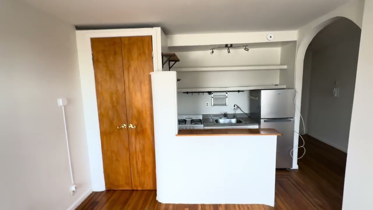 299 Adelphi Street, 612, Brooklyn NY 11205