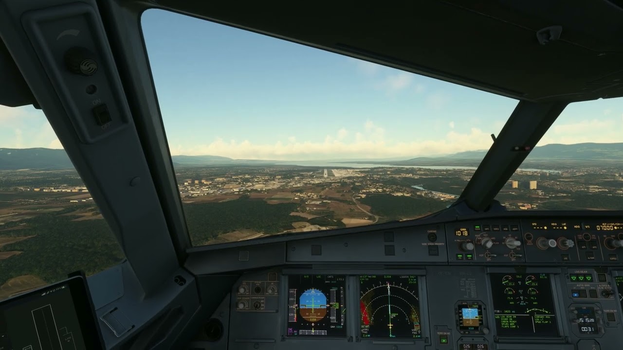 EasyJet landing at Geneva with Head Tracking | VATSIM | Fenix a320