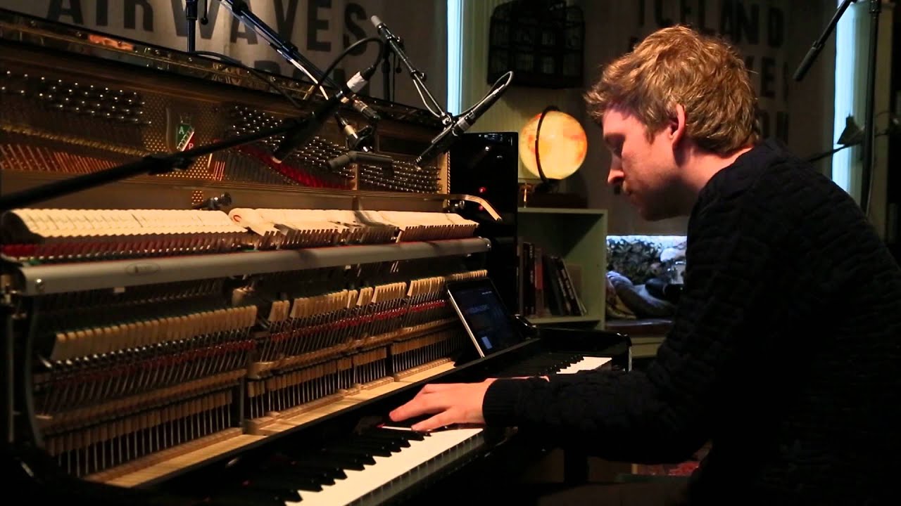 &Oacute;lafur Arnalds - Full Performance (Live on KEXP)