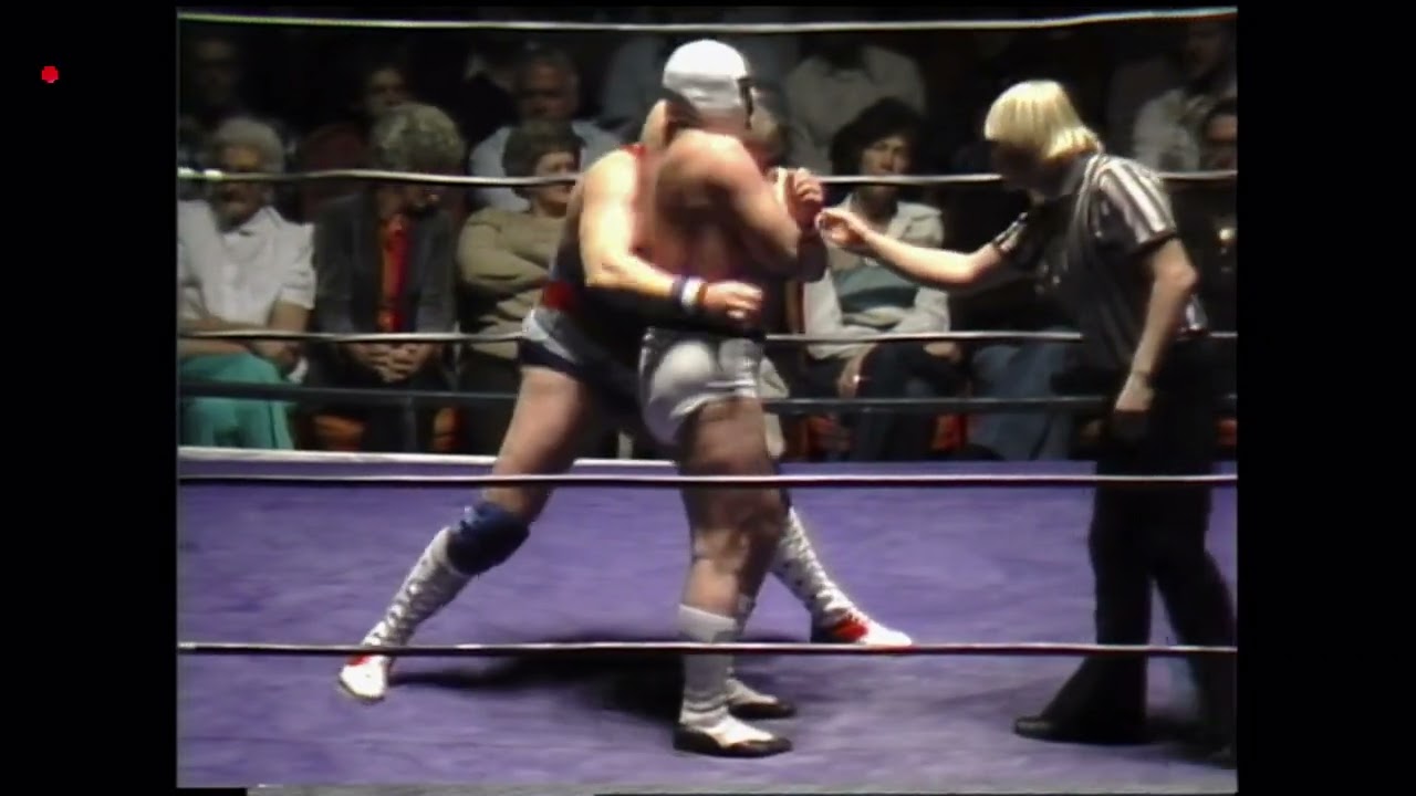 GCW 1983 10 23 1983  3 Omni  Bob Roop vs Mr Wrestling II