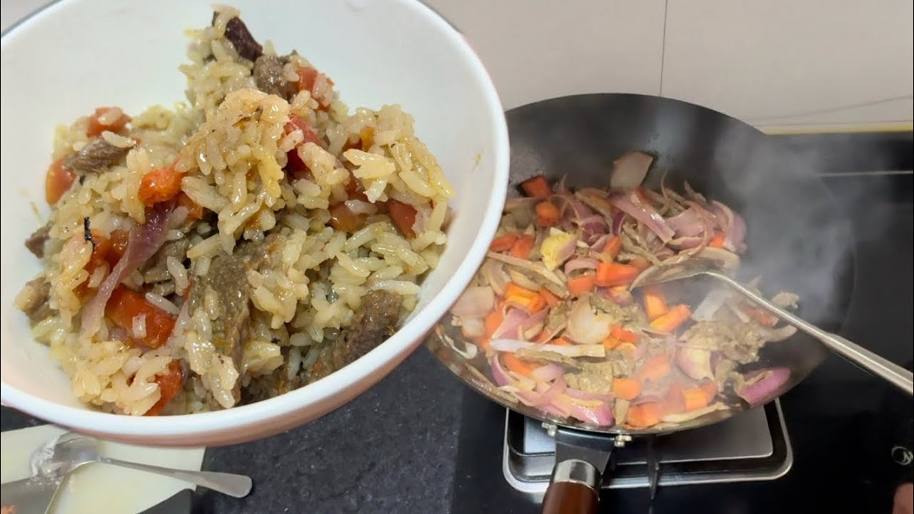 POV: Making Xinjiang Uyghur pilaf, a traditional dish from my hometown, Xinjiang.