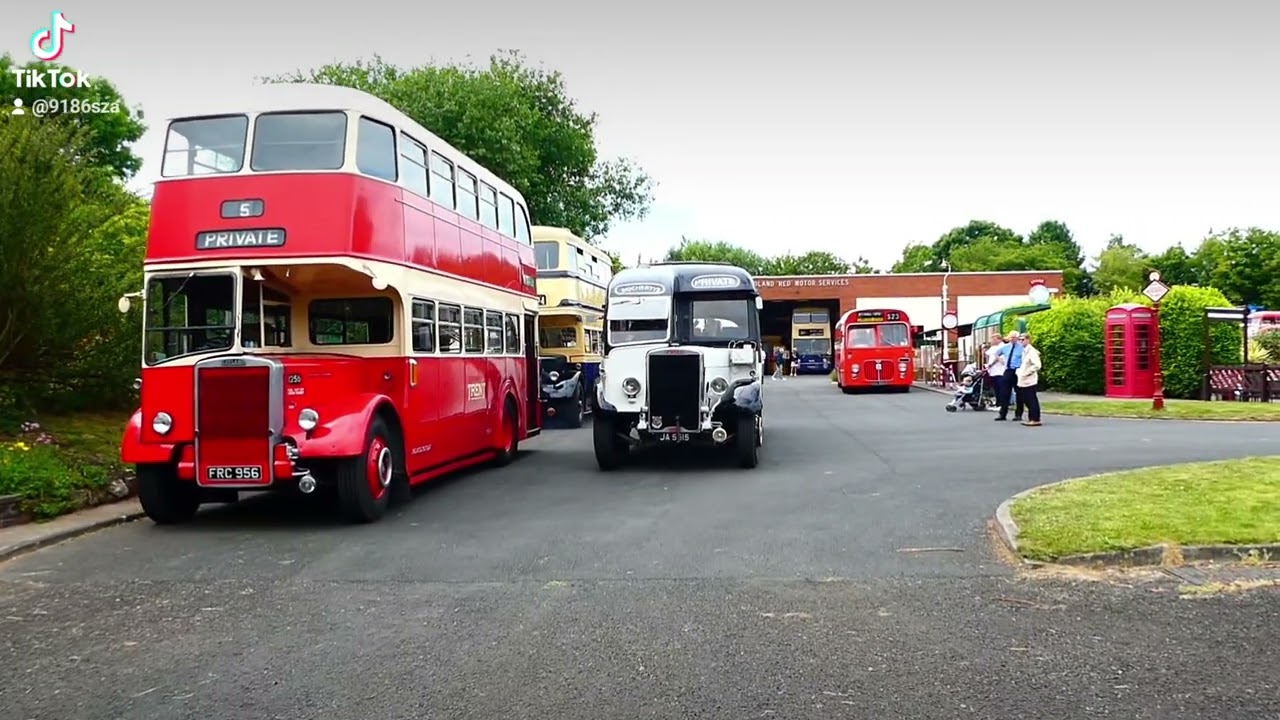 1936 Vintage Leyland Tiger single decker bus start up and drive off fully restored and running
