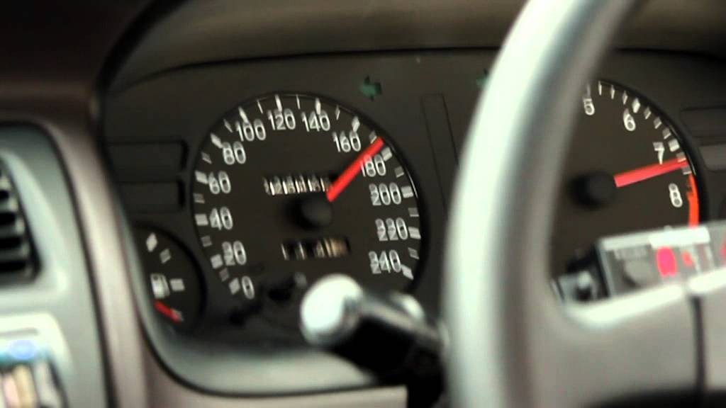 4AGE 20v Blacktop - Full Throttle @ 190kph with 110mm Trumpets