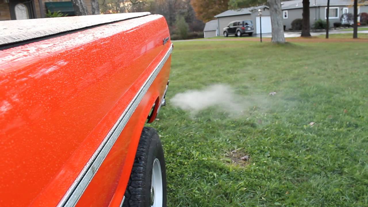 1971 Ford F250 390 Cold Start