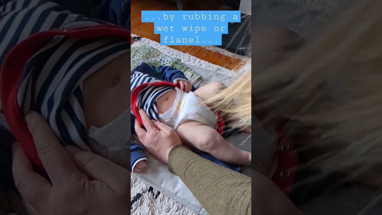 Baby Hack Part 4: How to stop being peed on during nappy changes 😉💦