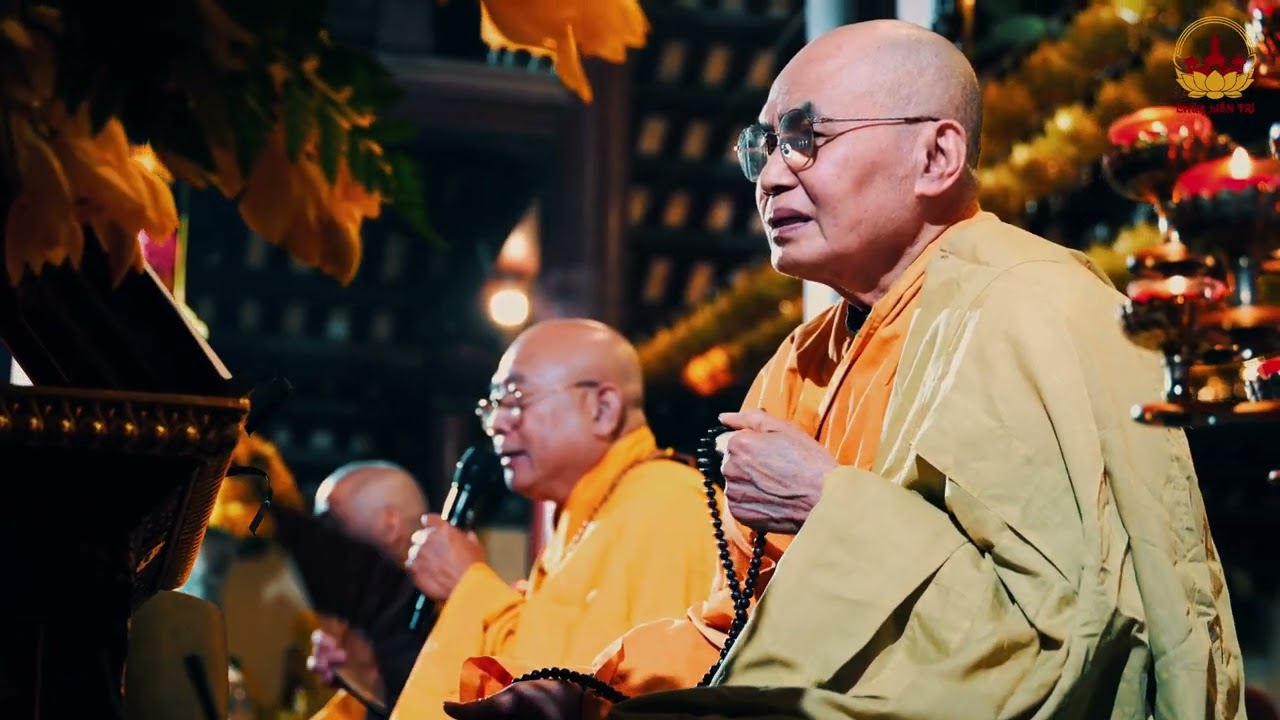 Nghi lễ cầu siêu đặc biệt tại chùa Liên Trì, Hà Nội