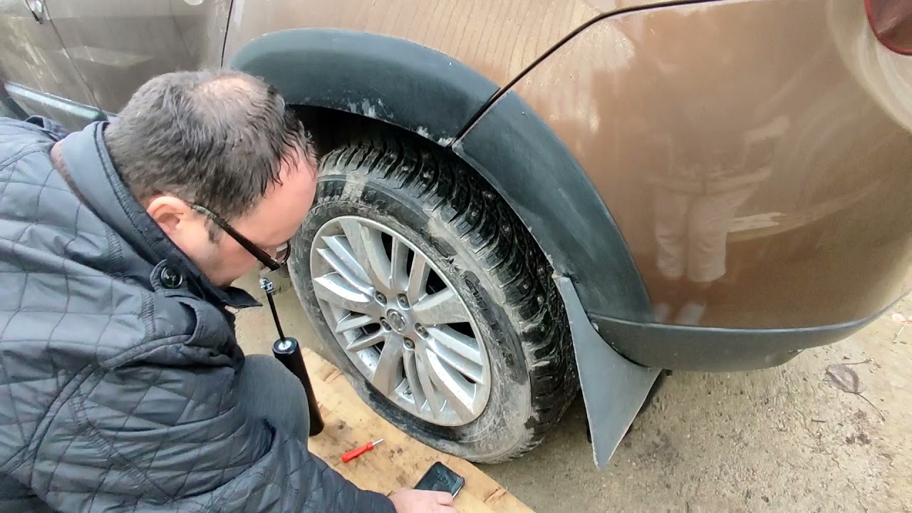 Компрессор    с алиэкспресс для самоката, велосипеда  и качает шину а/м 
