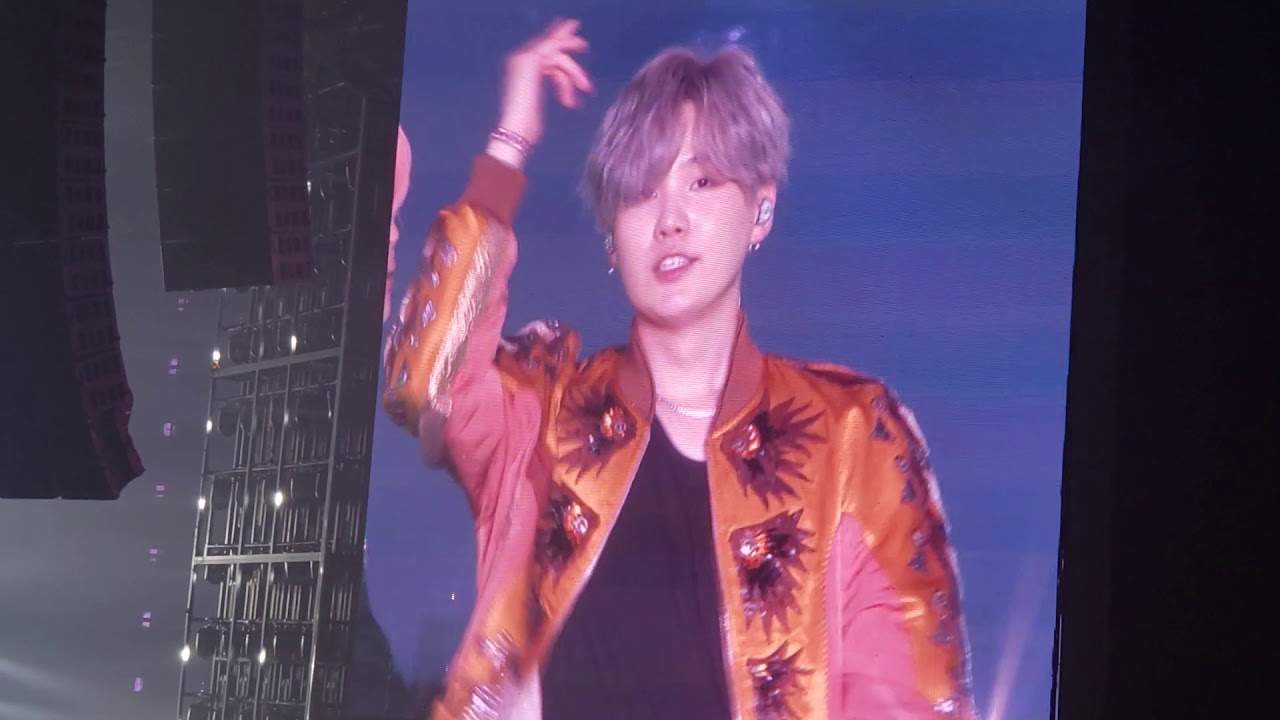 190320 BTS World Tour Love Yourself Hong Kong - Medley