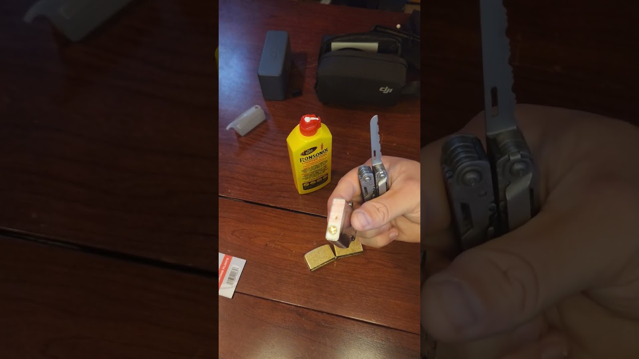 Как заправить или перезаправить зажигалку Zippo #шорты