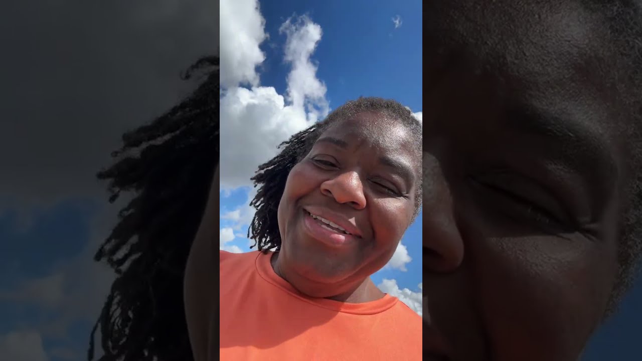 Tommy’s Girl Fit Life is live! Lunch Time Walk & Chat With Me