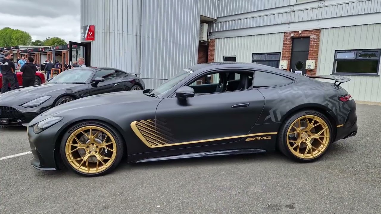 Mercedes AMG GT drive