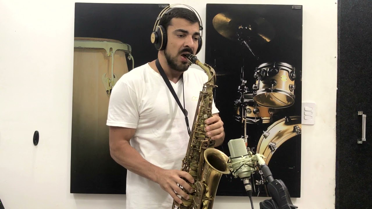 A minha vida é do Mestre - Irmão Lázaro (Charles Reis - Sax Cover)