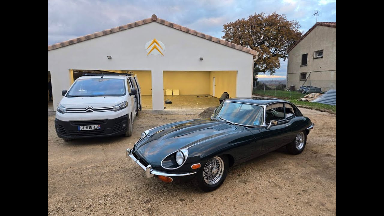 Мой Jaguar E-Type Series 2 4.2L 1969 года выпуска, цвет British Racing Green. Реставрация, котора...