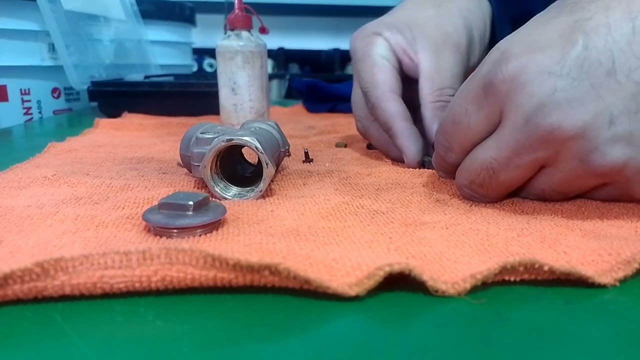 Cómo reparar una válvula check, ( válvula de un solo sentido)